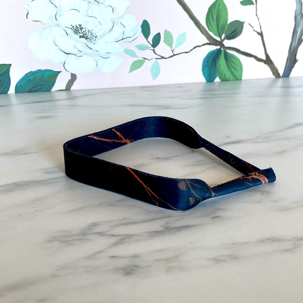 Camo print sunglass strap